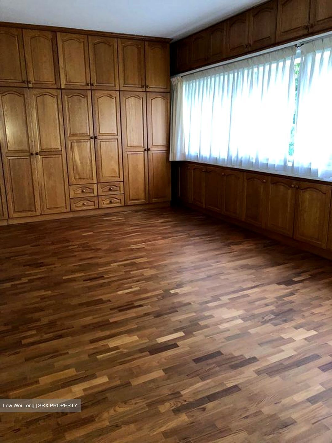 Leonie Towers (D9), Apartment #533459311